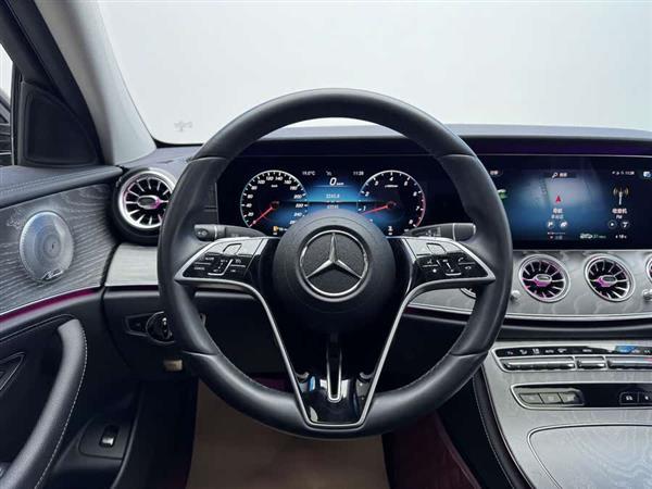 奔驰E级 2021款 E 300 L 豪华型