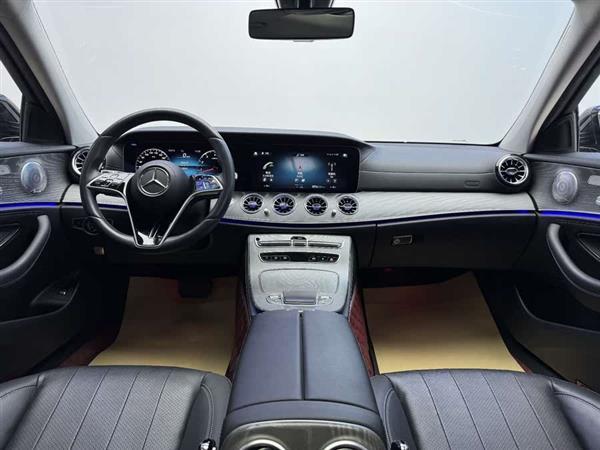奔驰E级 2021款 E 300 L 豪华型