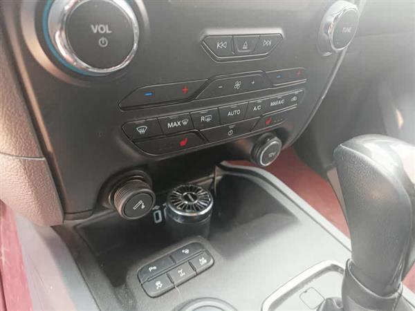 撼路者 2017款 2.0T 汽油自动四驱旗舰版 7座