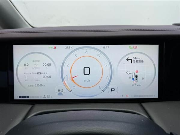 传祺M8 2024款 大师系列 400T 至尊版
