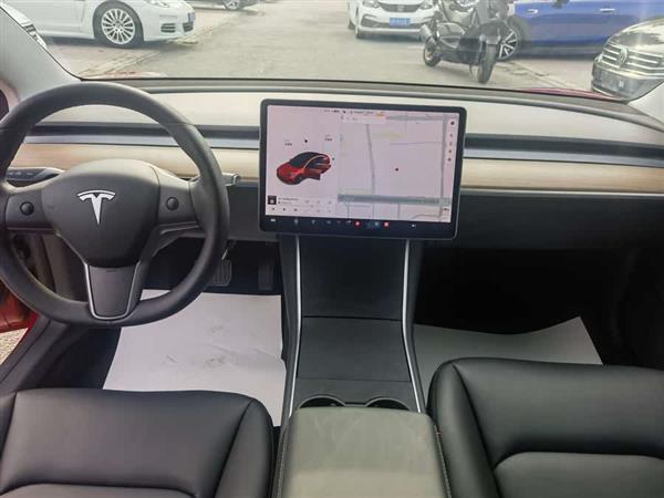 Model 3 2020款 标准续航后驱升级版