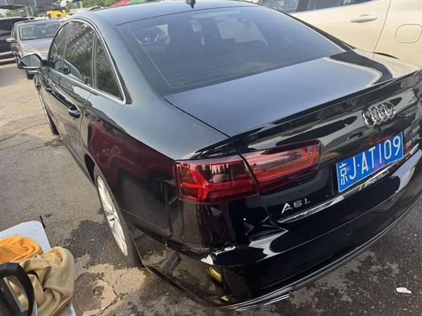 奥迪A6L 2018款 30周年年型 35 TFSI 时尚型