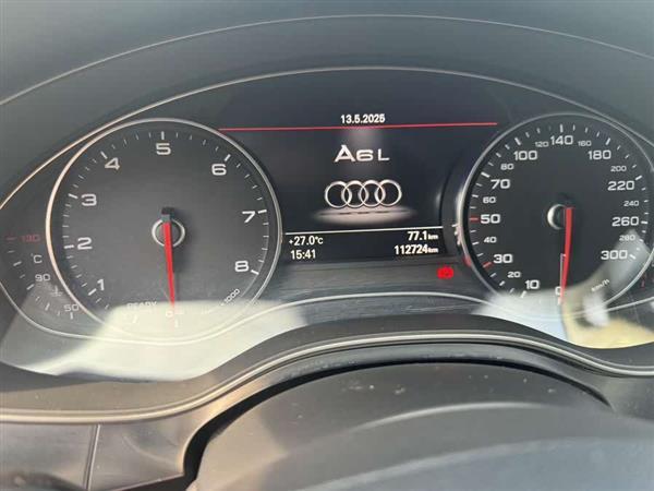 奥迪A6L 2018款 30周年年型 35 TFSI 时尚型