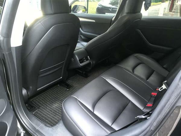 Model 3 2022款 后轮驱动版