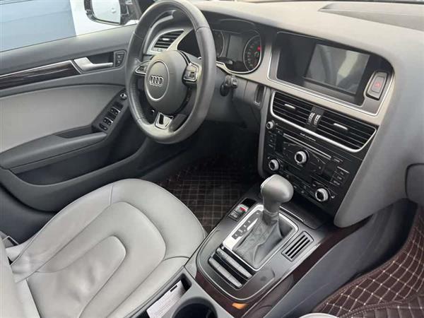 奥迪A4L 2015款 35 TFSI 自动舒适型