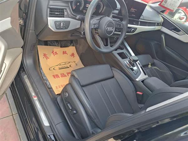 奥迪A4L 2022款 40 TFSI 时尚动感型