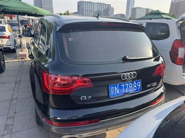 奥迪Q7 2014款 35 TFSI 进取型