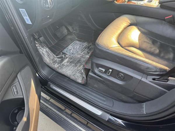 奥迪Q7 2014款 35 TFSI 进取型