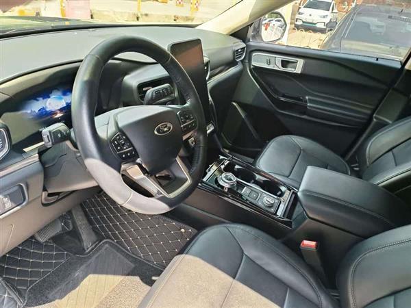 探险者 2020款 EcoBoost 285 四驱钛金版 7座