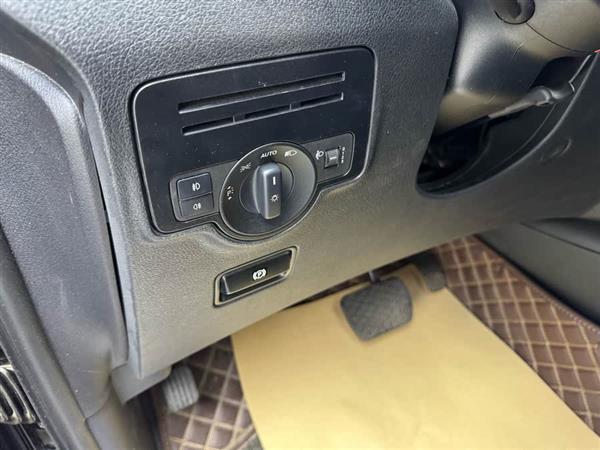 威霆 2018款 2.0T 精英版 7座 国VI