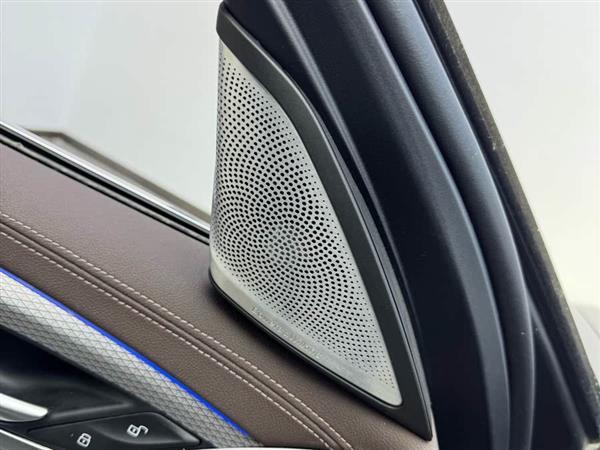 宝马5系 2020款 530Li 行政型 M运动套装