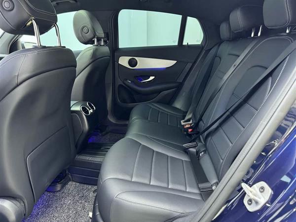 奔驰GLC轿跑 2022款 GLC 260 4MATIC 轿跑SUV