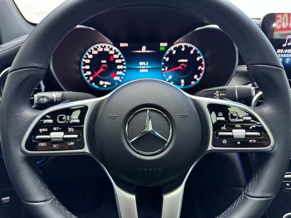奔驰GLC轿跑 2022款 GLC 260 4MATIC 轿跑SUV