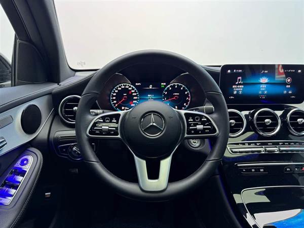 奔驰GLC轿跑 2022款 GLC 260 4MATIC 轿跑SUV