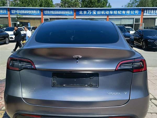 Model Y 2021款 标准续航后驱版
