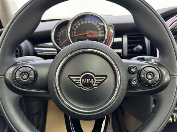 MINI 2018款 1.5T COOPER 经典派 五门版