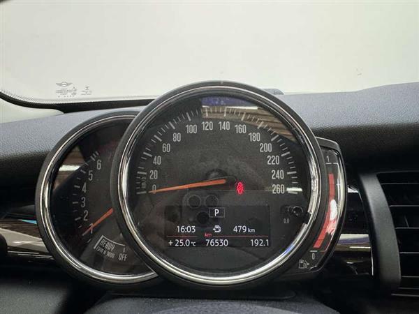 MINI 2018款 1.5T COOPER 经典派 五门版