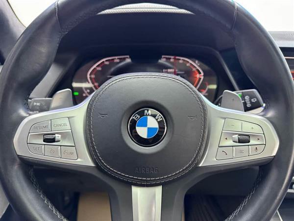 宝马X5 2022款 改款 xDrive 40Li M运动套装