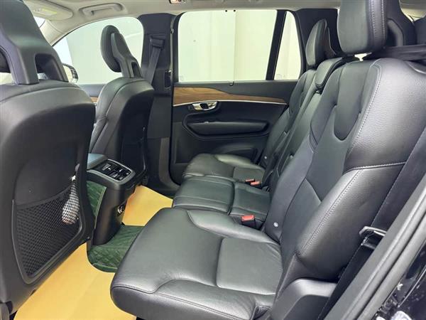 沃尔沃XC90 2018款 T6 智逸版 7座