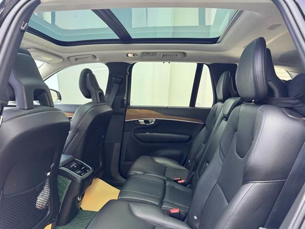 沃尔沃XC90 2018款 T6 智逸版 7座