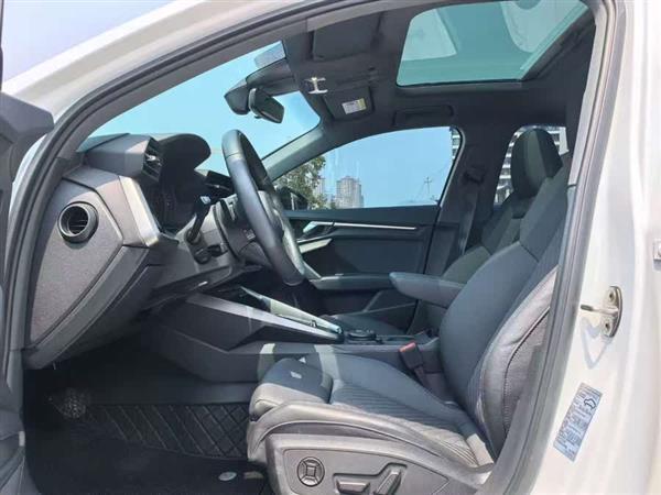 奥迪A3 2022款 Sportback 35 TFSI 时尚致雅型