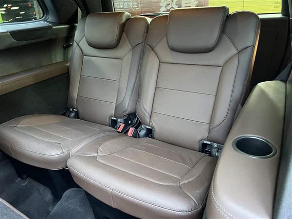 奔驰GL级 2015款 GL 500 4MATIC
