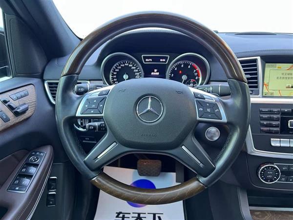 奔驰GL级 2015款 GL 500 4MATIC