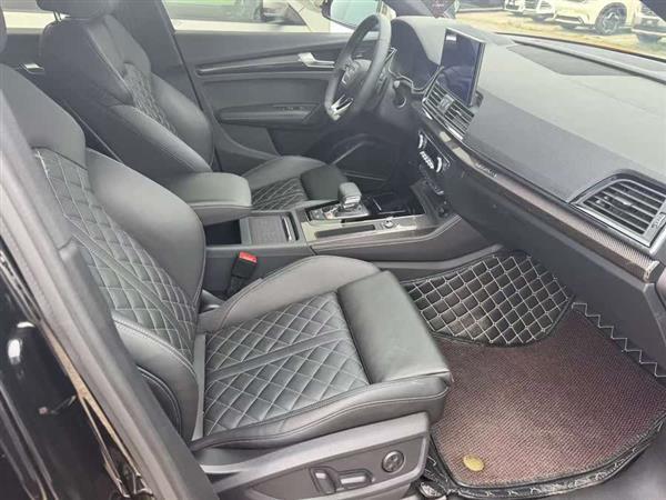 奥迪SQ5 2021款 3.0 TFSI quattro