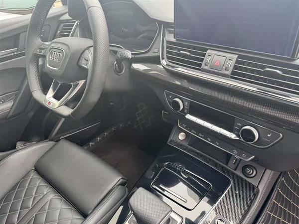 奥迪SQ5 2021款 3.0 TFSI quattro