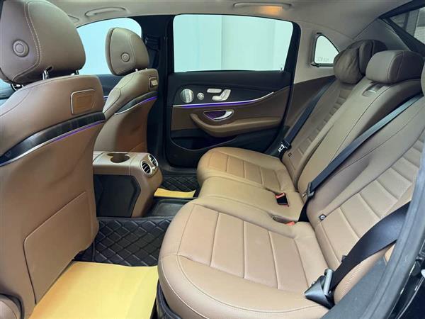 奔驰E级 2020款 E 300 L 运动豪华型