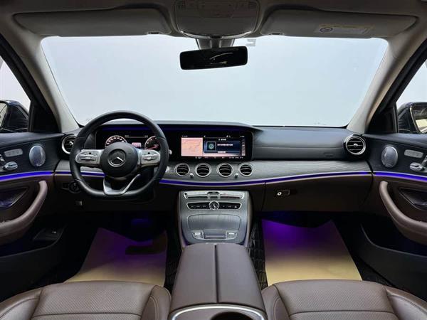 奔驰E级 2020款 E 300 L 运动豪华型