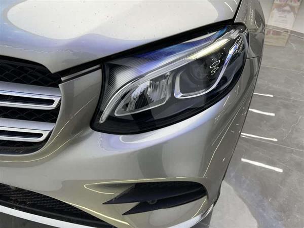 奔驰GLC 2019款 GLC 260 4MATIC 动感型