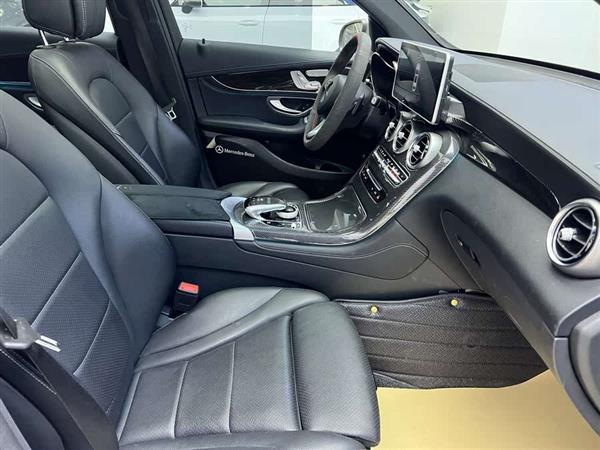 奔驰GLC 2019款 GLC 260 4MATIC 动感型