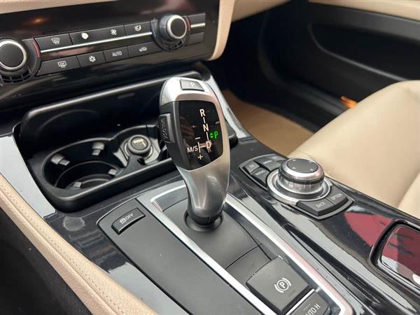 宝马5系 2012款 520Li 典雅型
