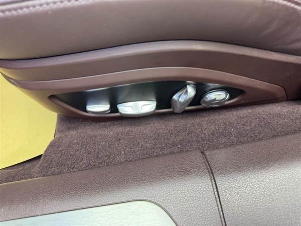 Panamera 2019款 Panamera 行政加长版 2.9T