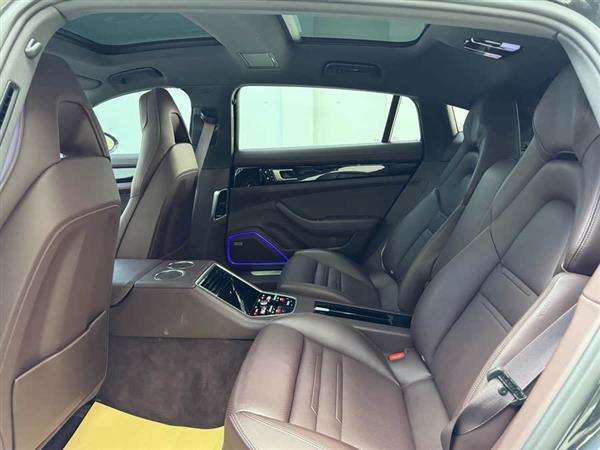 Panamera 2019款 Panamera 行政加长版 2.9T