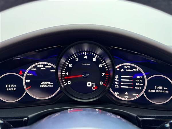 Panamera 2019款 Panamera 行政加长版 2.9T