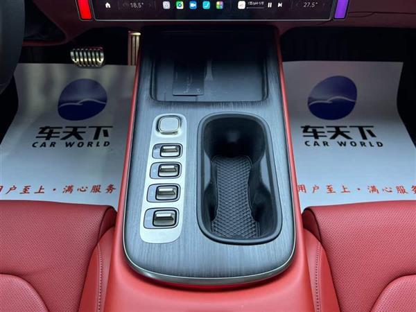 小米SU7 2024款 四驱超长续航高阶智驾Max版
