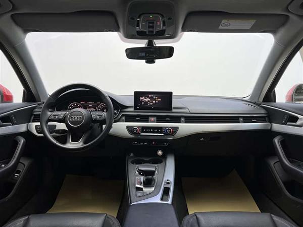 奥迪A4L 2018款 30周年年型 40 TFSI 时尚型
