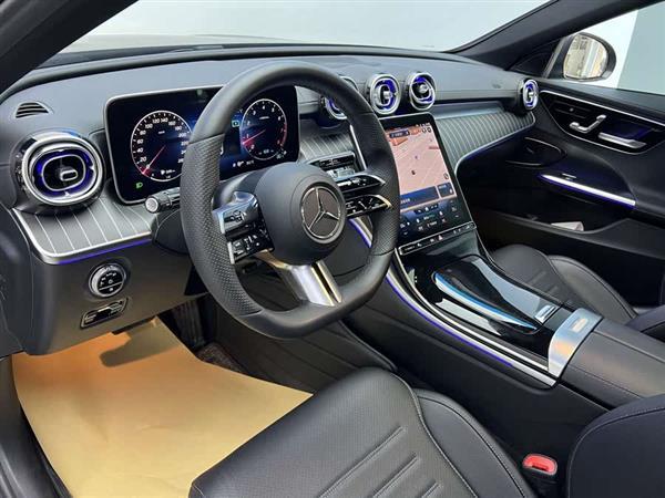 奔驰C级 2022款 改款 C 260 L 运动版