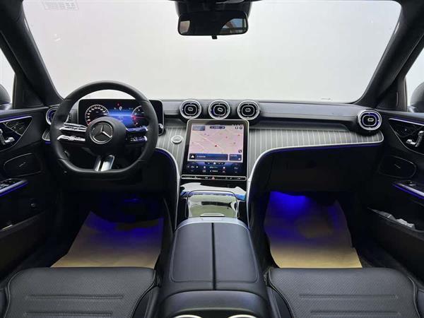 奔驰C级 2022款 改款 C 260 L 运动版