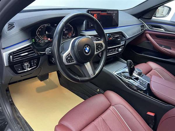 宝马5系 2022款 530Li 尊享型 M运动套装