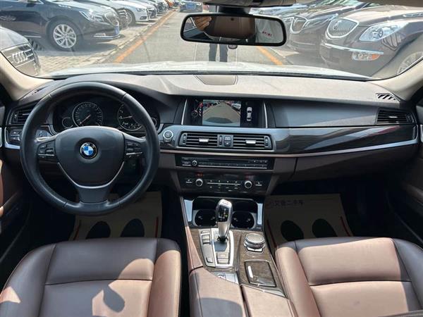 宝马5系 2017款 525Li 豪华设计套装