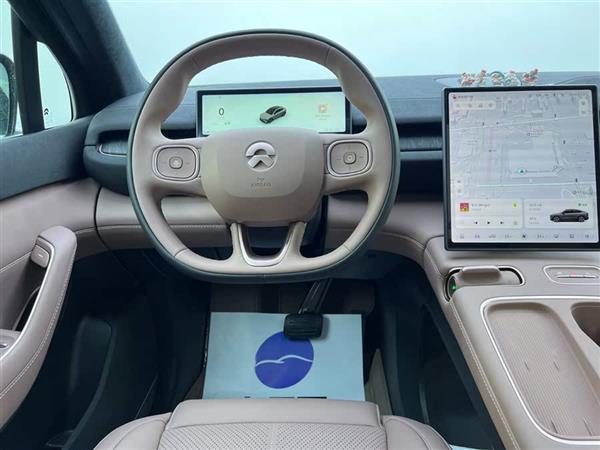 蔚来EC6 2024款 75kWh