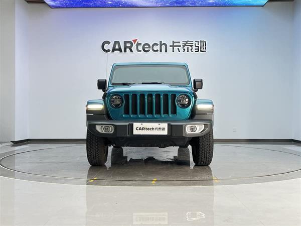牧马人 2019款 2.0T Sahara 四门炫顶版 国VI