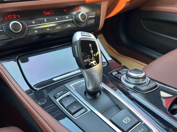 宝马5系(进口) 2014款 520i 典雅型