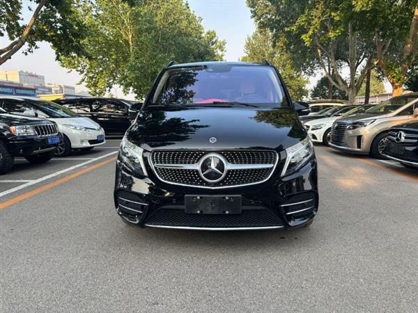 奔驰V级 2020款 V 260 L 长轴距豪华版