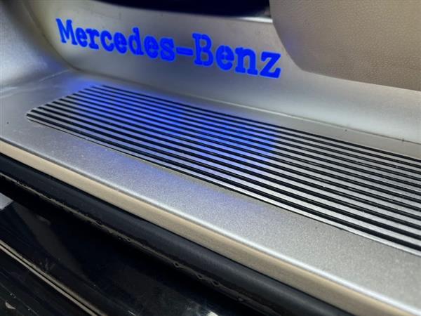 奔驰V级 2020款 V 260 L 长轴距豪华版