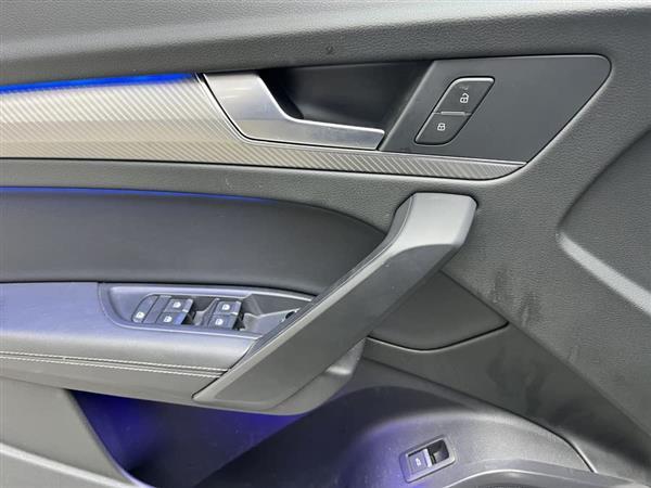 奥迪Q5L 2020款 45 TFSI 尊享时尚型
