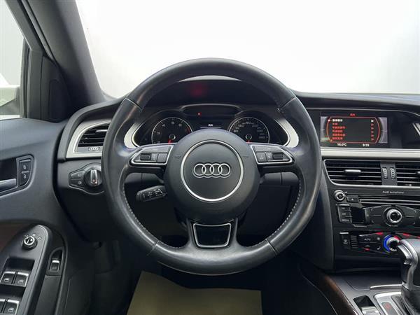 奥迪A4L 2013款 35 TFSI 自动标准型